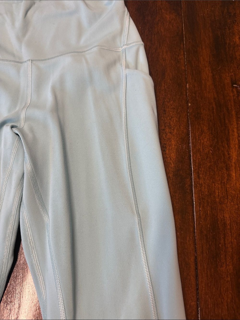 lululemon athletica Light Blue High-Rise Leggings 25” Align - Picture 3 of 4